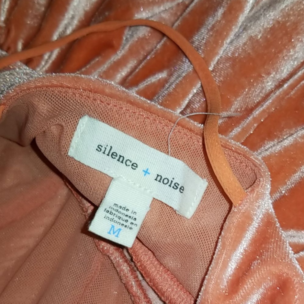 Romper - Picture 6 of 6